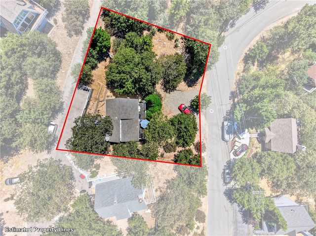 1127 Yukon, Lake Arrowhead, CA 92352