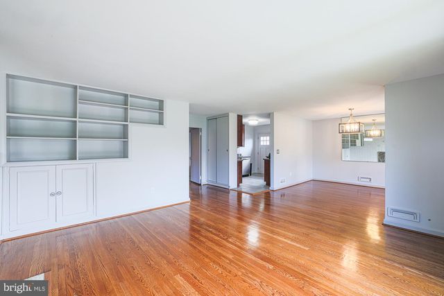 2804 HANSON AVE, Baltimore, MD 21209