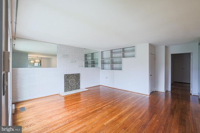 2804 HANSON AVE, Baltimore, MD 21209