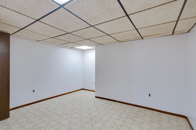 5806 Wedgewood Road, Canton Twp, MI 48187
