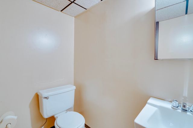 5806 Wedgewood Road, Canton Twp, MI 48187