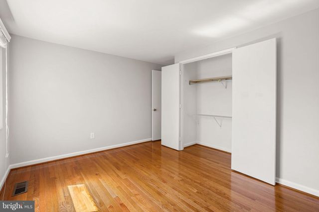 11501 PINEY LODGE RD, North Potomac, MD 20878