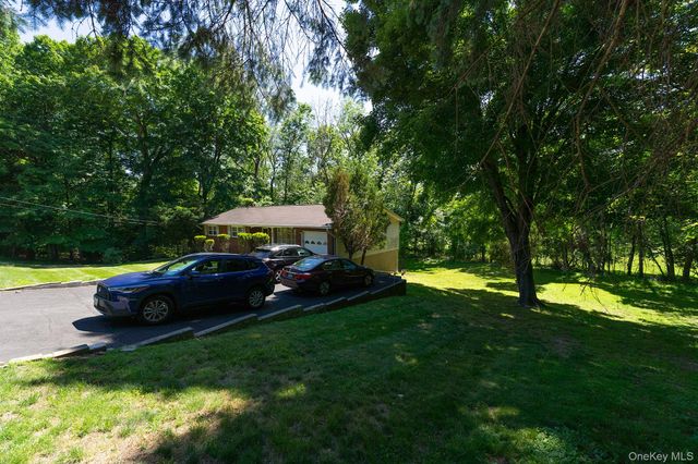 81 Hempstead Road, Spring Valley, NY 10977