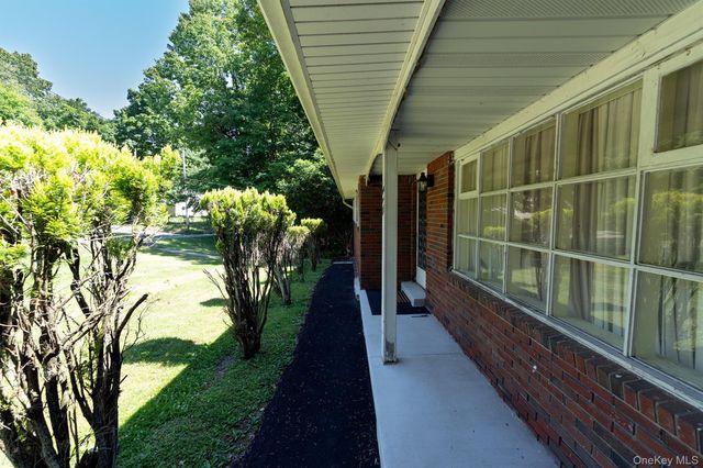 81 Hempstead Road, Spring Valley, NY 10977