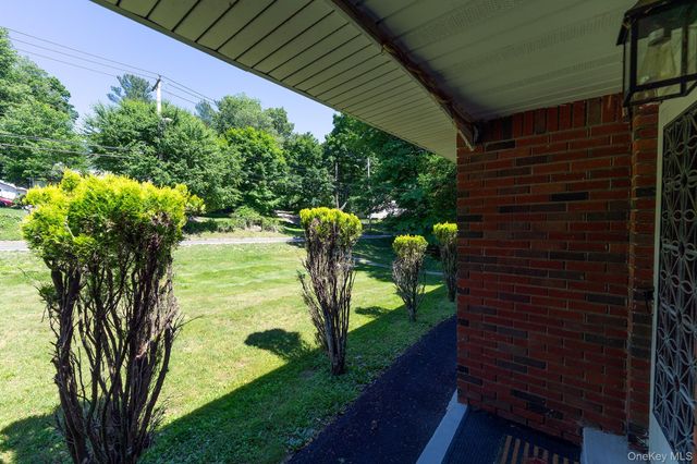 81 Hempstead Road, Spring Valley, NY 10977
