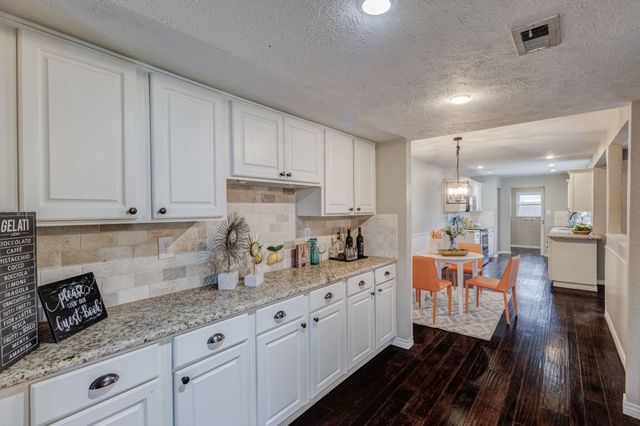 1208 Crestwood Court, Allen, TX 75002