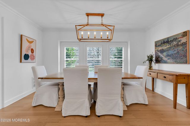 4 Constitution Drive, Leonardo, NJ 07737