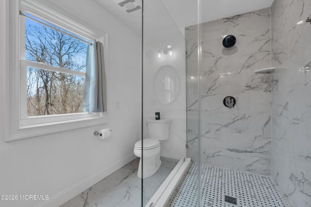 4 Constitution Drive, Leonardo, NJ 07737