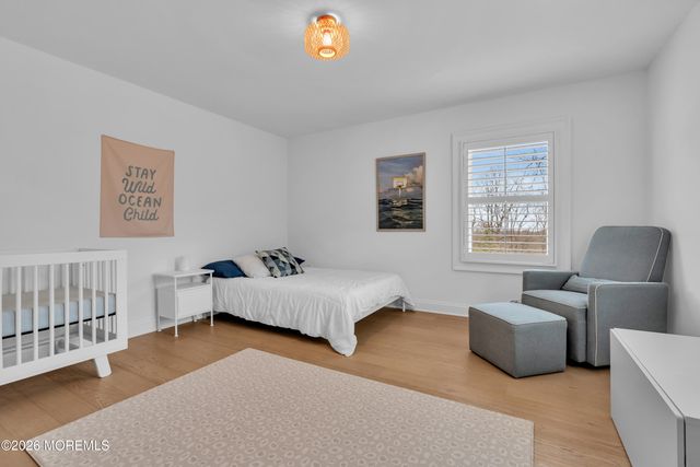 4 Constitution Drive, Leonardo, NJ 07737