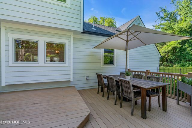 4 Constitution Drive, Leonardo, NJ 07737