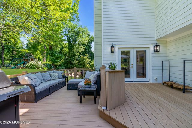 4 Constitution Drive, Leonardo, NJ 07737