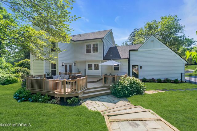 4 Constitution Drive, Leonardo, NJ 07737