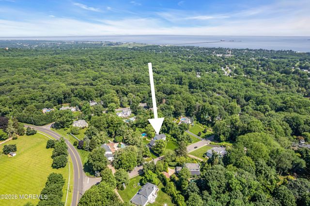 4 Constitution Drive, Leonardo, NJ 07737