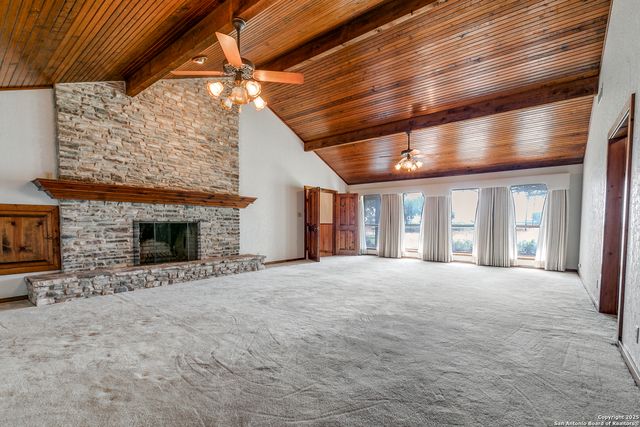 707 Berry Ranch, Pearsall, TX 78061