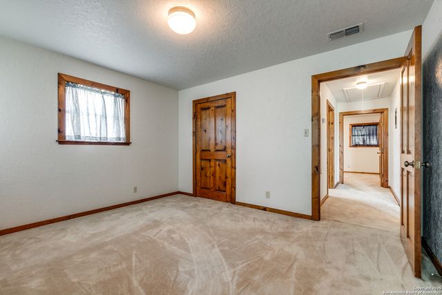 707 Berry Ranch, Pearsall, TX 78061