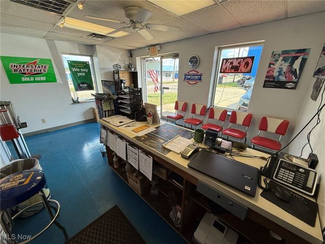 1130 Bowers Avenue NW, New Philadelphia, OH 44663