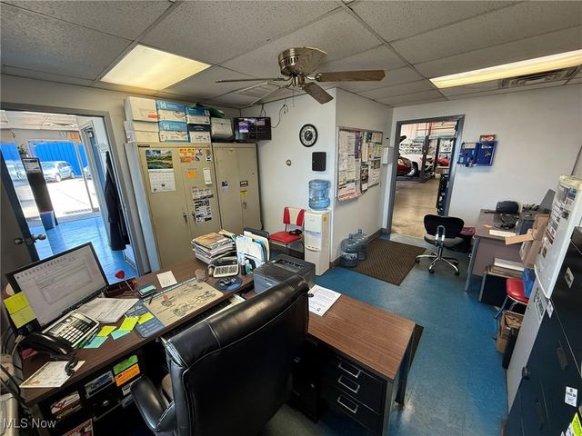 1130 Bowers Avenue NW, New Philadelphia, OH 44663