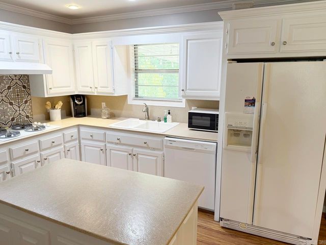 113 Pine Knot Rd, Paragould, AR 72450