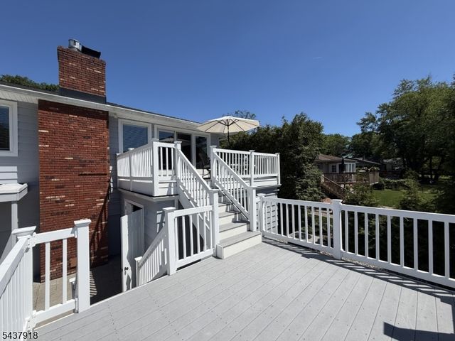 207 High Crest Dr, West Milford Twp., NJ 07480