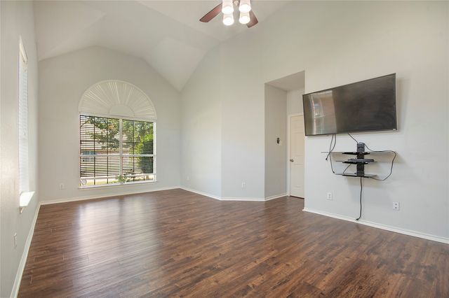 8172 Peacock Lane, Frisco, TX 75035