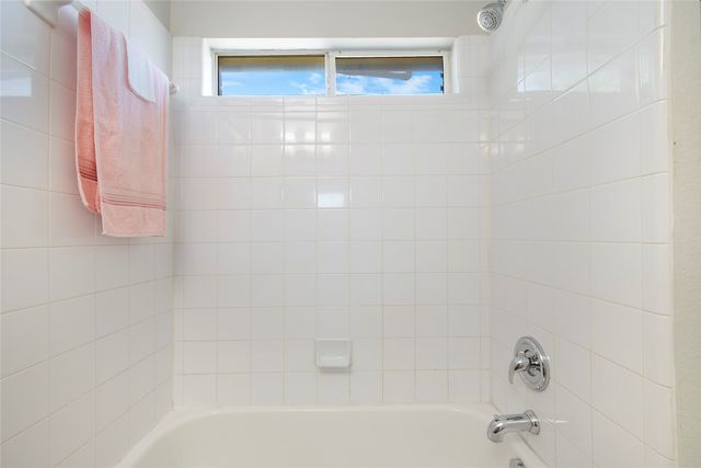 8172 Peacock Lane, Frisco, TX 75035
