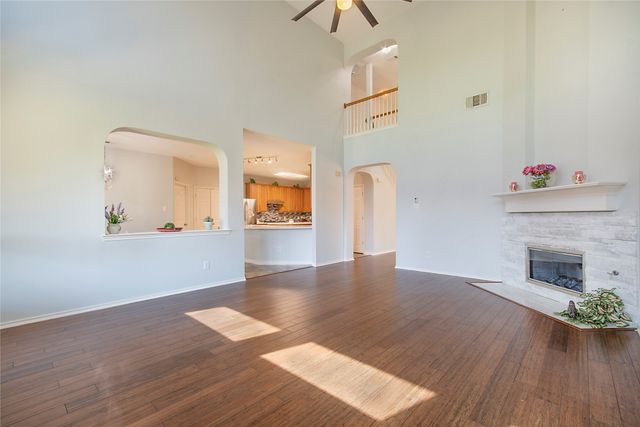 8172 Peacock Lane, Frisco, TX 75035