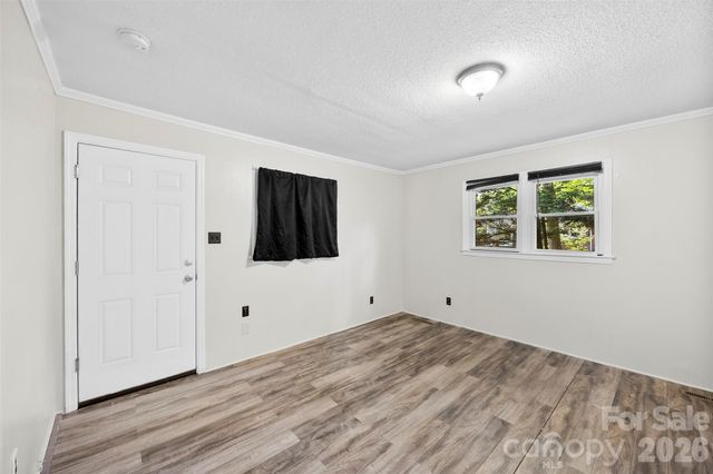 302 Suburban Avenue, Kannapolis, NC 28083