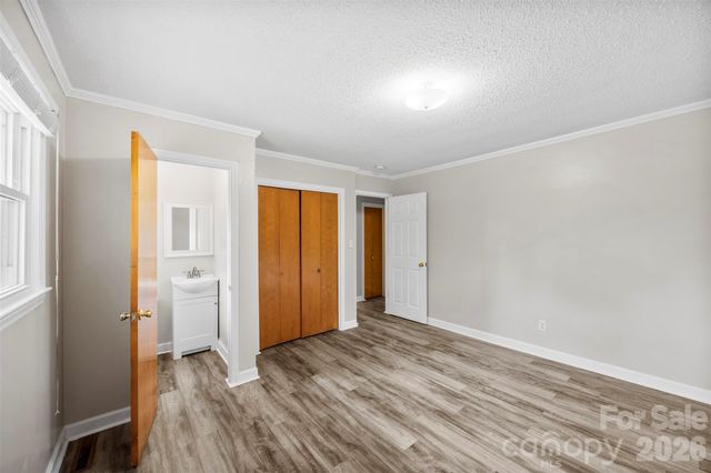 302 Suburban Avenue, Kannapolis, NC 28083