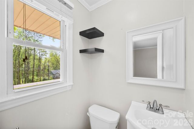 302 Suburban Avenue, Kannapolis, NC 28083