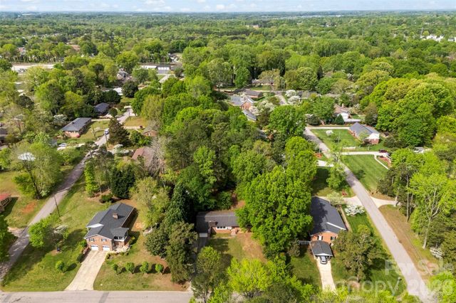 302 Suburban Avenue, Kannapolis, NC 28083