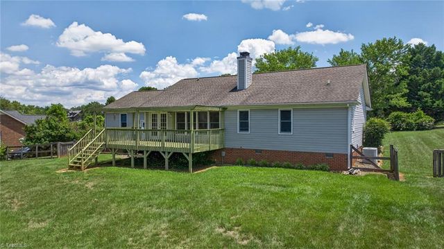 5493 Rolling Meadows Road, Randleman, NC 27317