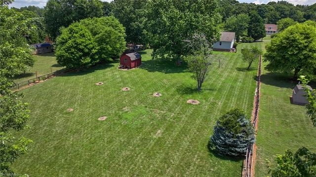 5493 Rolling Meadows Road, Randleman, NC 27317