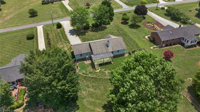 5493 Rolling Meadows Road, Randleman, NC 27317