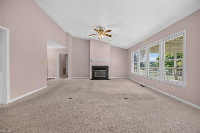 5493 Rolling Meadows Road, Randleman, NC 27317