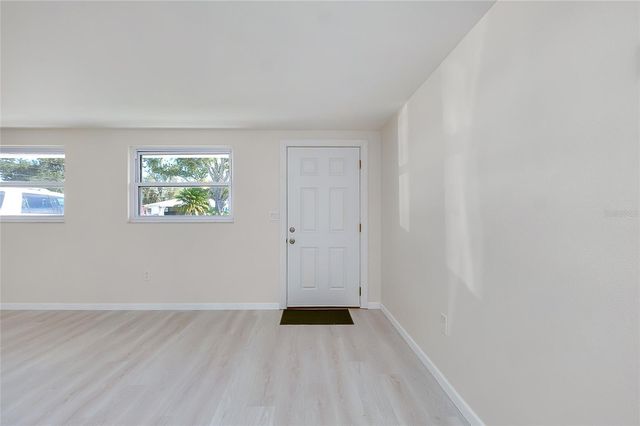 652 CIRCLEWOOD DRIVE T7, Venice, FL 34293