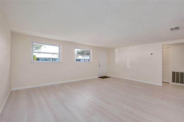 652 CIRCLEWOOD DRIVE T7, Venice, FL 34293