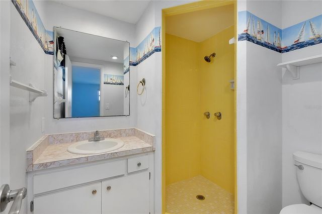 652 CIRCLEWOOD DRIVE T7, Venice, FL 34293