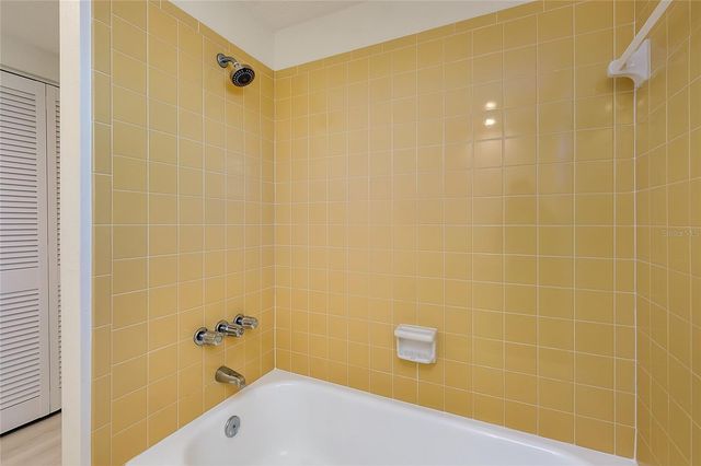 652 CIRCLEWOOD DRIVE T7, Venice, FL 34293