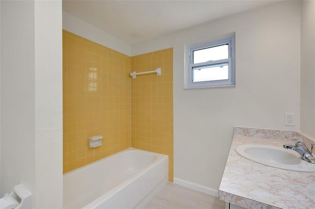 652 CIRCLEWOOD DRIVE T7, Venice, FL 34293