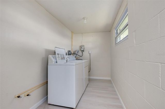 652 CIRCLEWOOD DRIVE T7, Venice, FL 34293