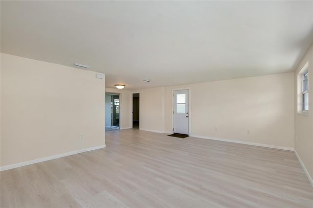 652 CIRCLEWOOD DRIVE T7, Venice, FL 34293