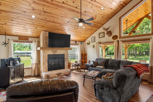 111 Little River Bend, Quitman, TX 75783