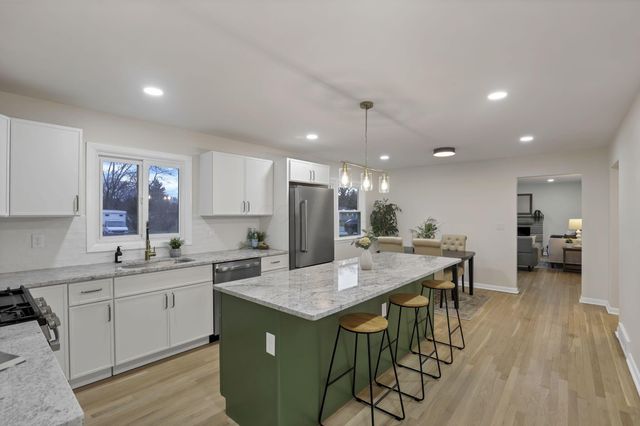 350 Lorraine Drive, Pickerington, OH 43147