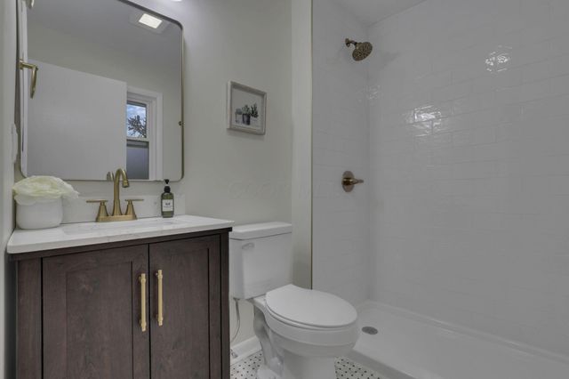 350 Lorraine Drive, Pickerington, OH 43147