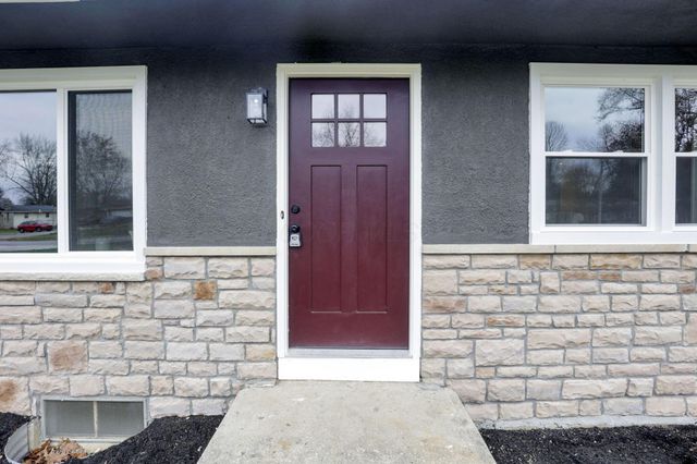 350 Lorraine Drive, Pickerington, OH 43147