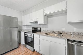 1045 Happy Hollow Rd 5, Fayetteville, AR 72704