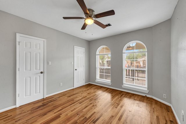 6739 Avenue O, Houston, TX 77011