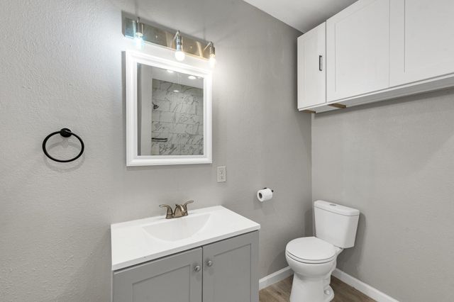 6739 Avenue O, Houston, TX 77011