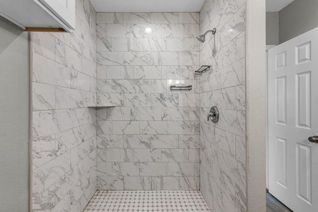 6739 Avenue O, Houston, TX 77011