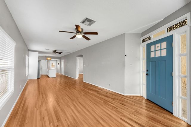 6739 Avenue O, Houston, TX 77011